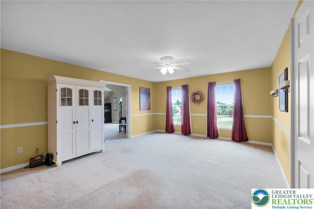 3830 McIntosh Drive, North Whitehall Twp, PA 18069