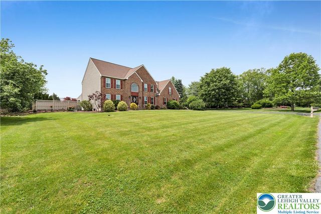 3830 McIntosh Drive, North Whitehall Twp, PA 18069