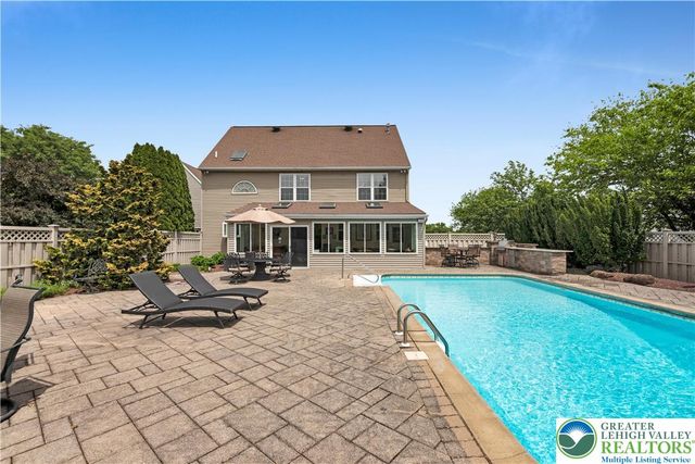 3830 McIntosh Drive, North Whitehall Twp, PA 18069