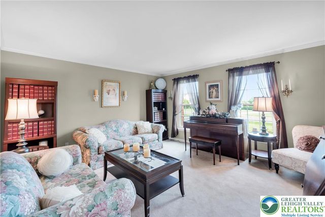 3830 McIntosh Drive, North Whitehall Twp, PA 18069