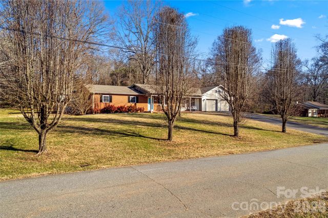 490 Northwood Park, Taylorsville, NC 28681