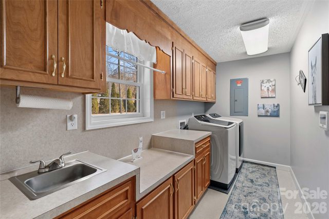 490 Northwood Park, Taylorsville, NC 28681