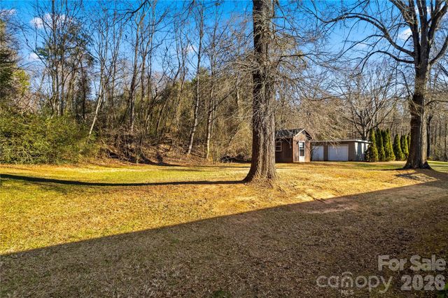 490 Northwood Park, Taylorsville, NC 28681