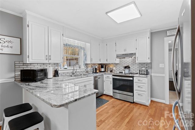 490 Northwood Park, Taylorsville, NC 28681