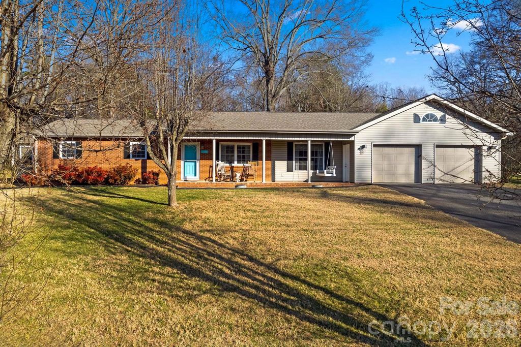 490 Northwood Park, Taylorsville, NC 28681