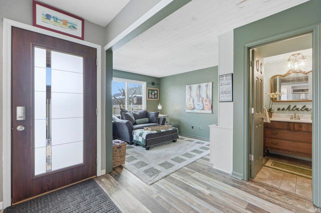 6714 Quail Ridge Lane, Fort Wayne, IN 46804