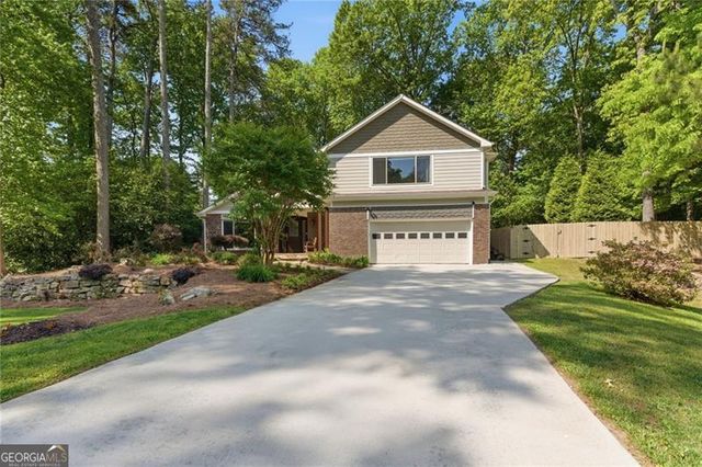 2731 Georgian Court, Marietta, GA 30068