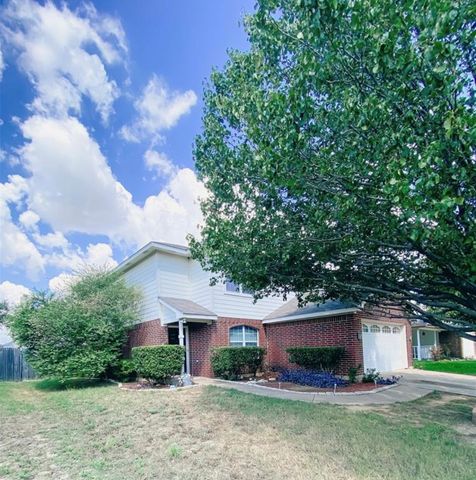 129 Centennial Place, Crowley, TX 76036