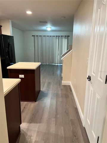 8112 SILENT CREEK DRIVE, Tampa, FL 33615