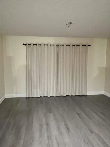 8112 SILENT CREEK DRIVE, Tampa, FL 33615