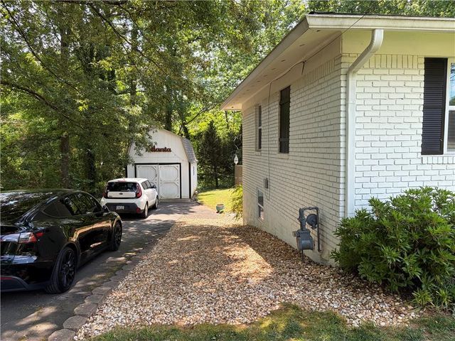 444 Concord Woods Drive SE, Smyrna, GA 30082