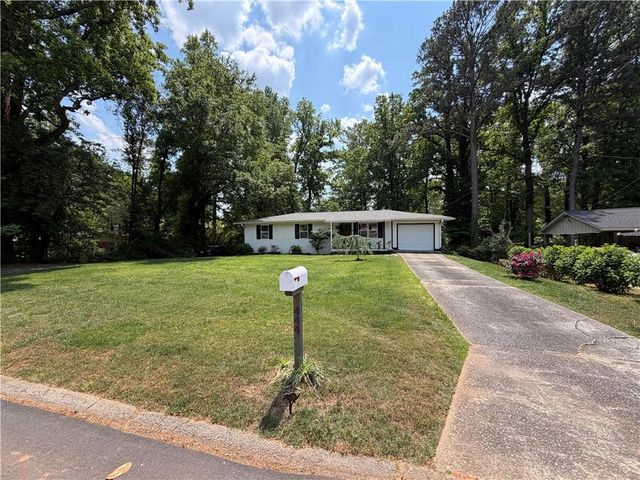 444 Concord Woods Drive SE, Smyrna, GA 30082