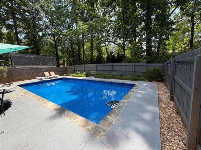 444 Concord Woods Drive SE, Smyrna, GA 30082