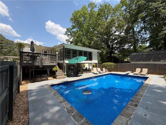 444 Concord Woods Drive SE, Smyrna, GA 30082