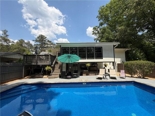 444 Concord Woods Drive SE, Smyrna, GA 30082