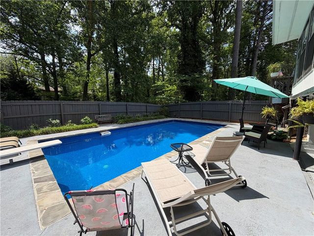 444 Concord Woods Drive SE, Smyrna, GA 30082