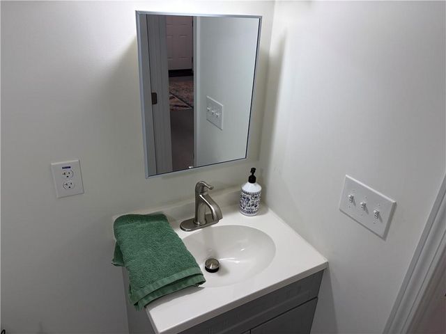 444 Concord Woods Drive SE, Smyrna, GA 30082