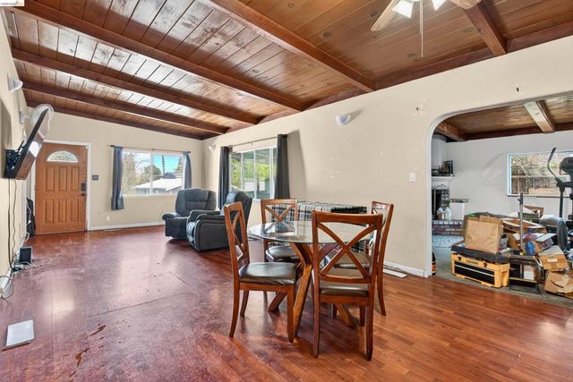 1050 Sierra Ave, Martinez, CA 94553