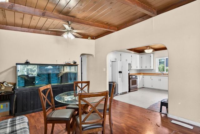 1050 Sierra Ave, Martinez, CA 94553