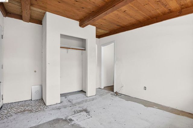 1050 Sierra Ave, Martinez, CA 94553