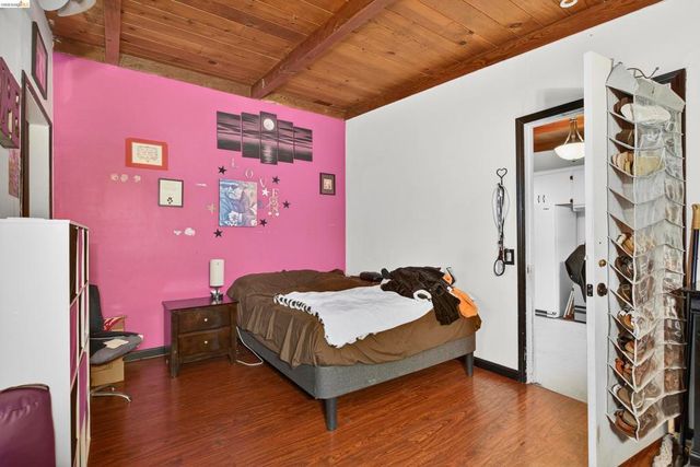 1050 Sierra Ave, Martinez, CA 94553