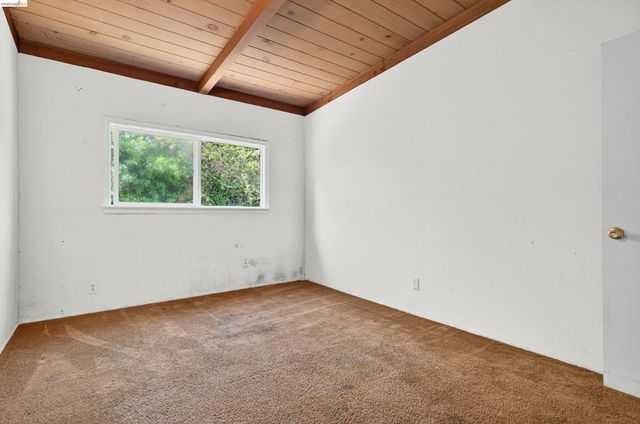 1050 Sierra Ave, Martinez, CA 94553