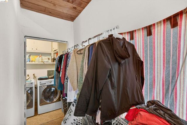 1050 Sierra Ave, Martinez, CA 94553