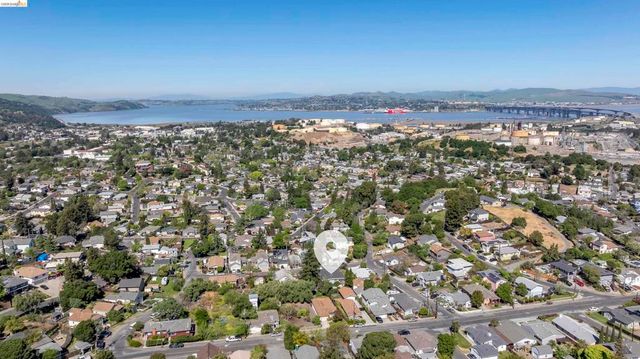1050 Sierra Ave, Martinez, CA 94553