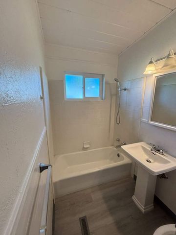 28540 Pacific Drive, Madera, CA 93638