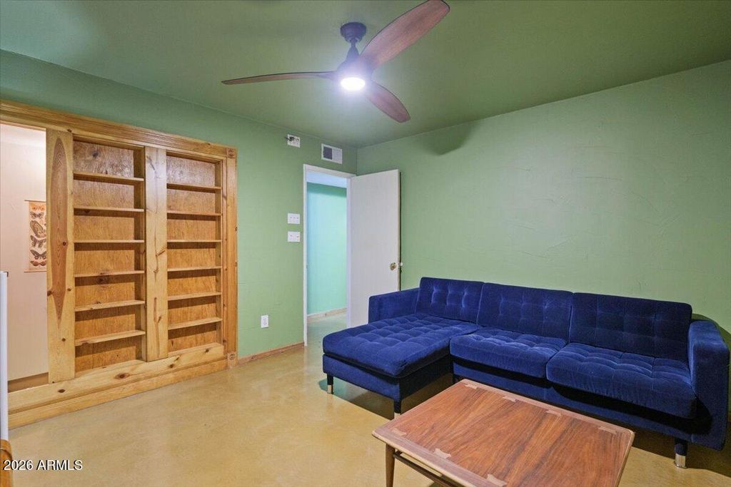 Image 20 of property listing at 3013 N 27TH Street, Phoenix, AZ 85016