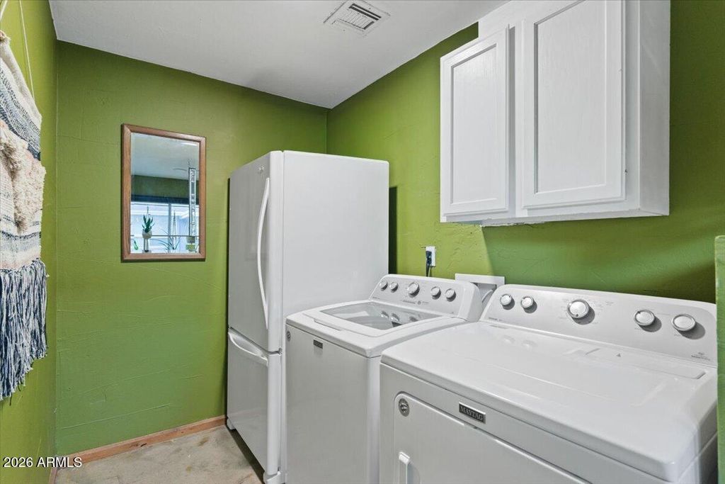 Image 32 of property listing at 3013 N 27TH Street, Phoenix, AZ 85016