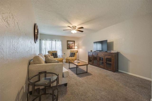 1810 NW 11th Street, Oklahoma City, OK 73106