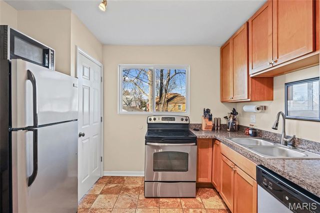 8605 Neier Lane, Affton, MO 63123