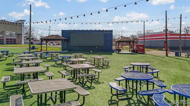 8605 Neier Lane, Affton, MO 63123