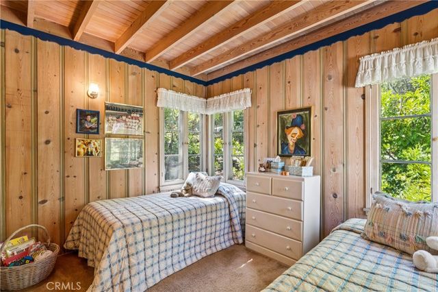 373 John Muir, Lake Arrowhead, CA 92352