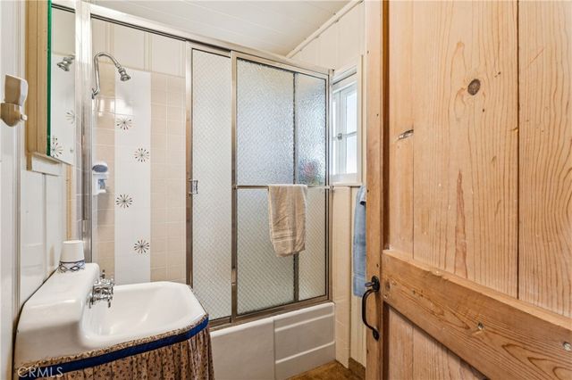 373 John Muir, Lake Arrowhead, CA 92352