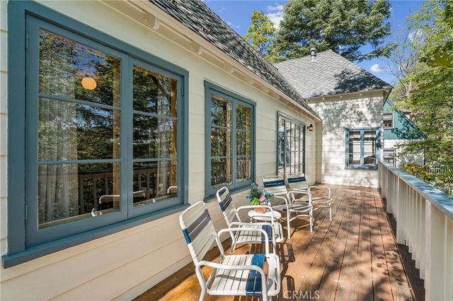 373 John Muir, Lake Arrowhead, CA 92352