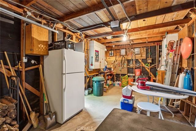 373 John Muir, Lake Arrowhead, CA 92352