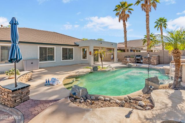 13630 W REDFIELD Road, Surprise, AZ 85379
