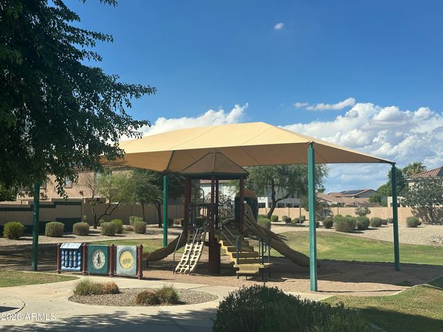 13630 W REDFIELD Road, Surprise, AZ 85379