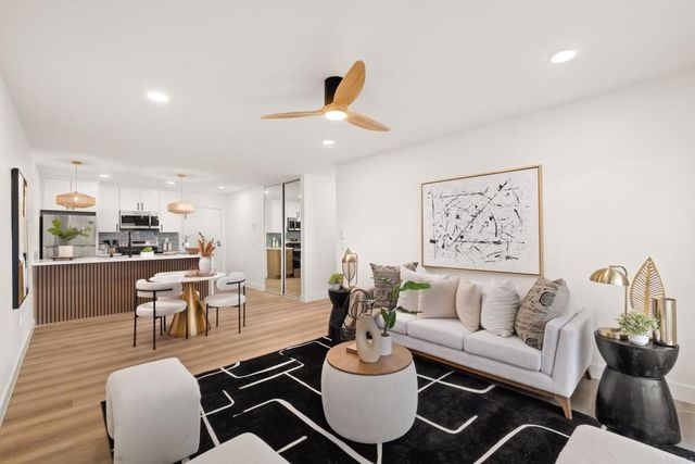 8024 Linda Vista Road 1D, San Diego, CA 92111