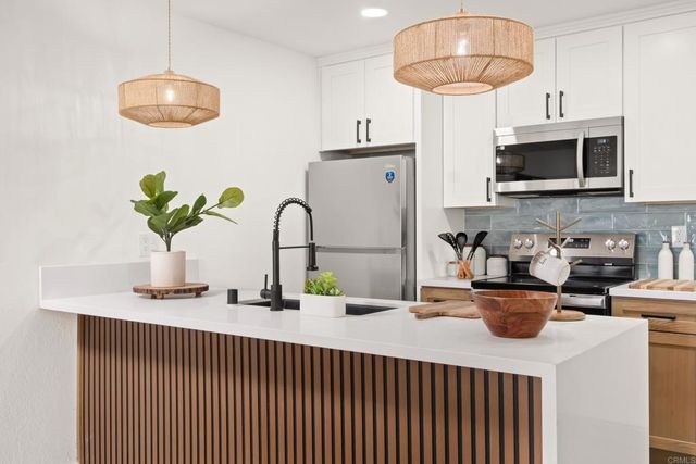 8024 Linda Vista Road 1D, San Diego, CA 92111