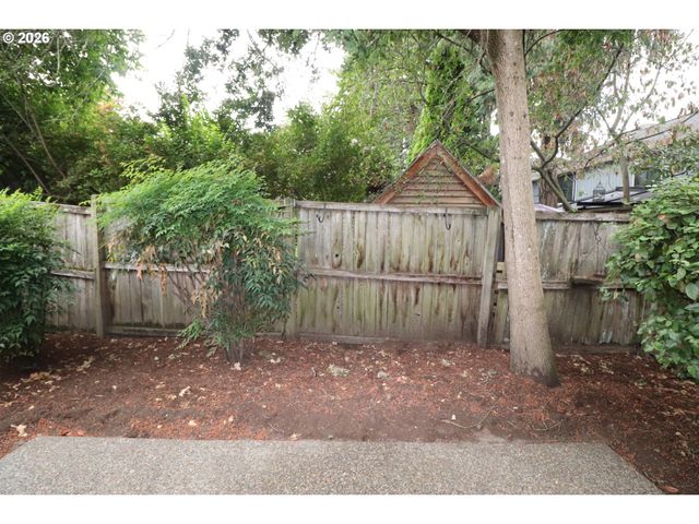 15999 Sw 81ST Pl, Portland, OR 97224