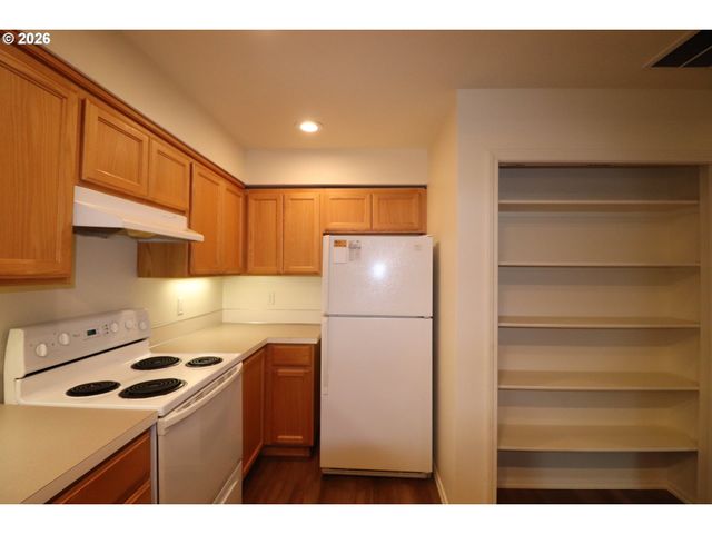 15999 Sw 81ST Pl, Portland, OR 97224
