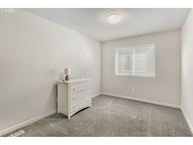 1627 36TH Ave, Forest Grove, OR 97116