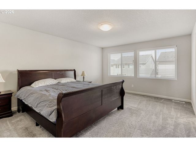 1627 36TH Ave, Forest Grove, OR 97116