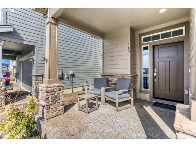 1627 36TH Ave, Forest Grove, OR 97116