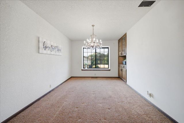 117 Oak Rock Cir, Folsom, CA 95630