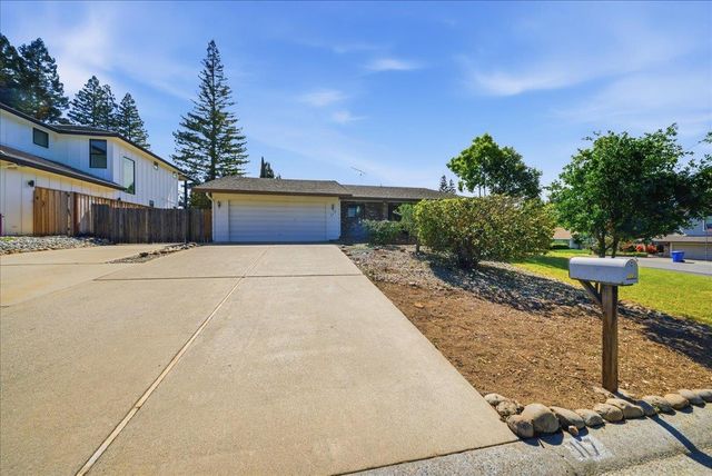 117 Oak Rock Cir, Folsom, CA 95630
