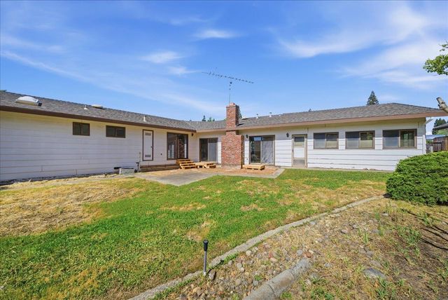 117 Oak Rock Cir, Folsom, CA 95630